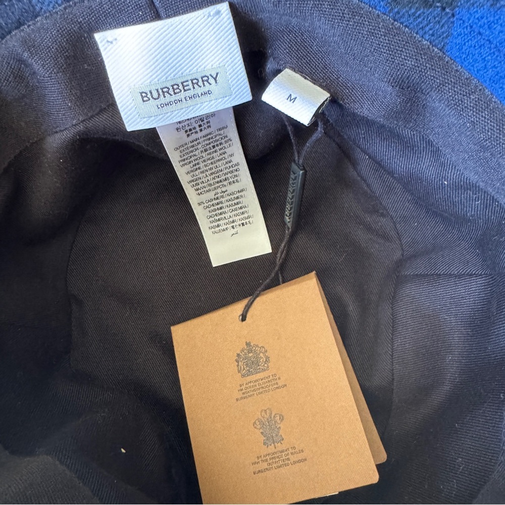 Burberry Check Wool Cashmere Bucket Hat NEW size Medium - Picture 5 of 7